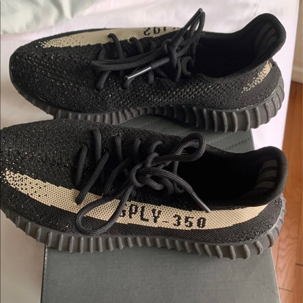 Yeezy Oreo 350 v2